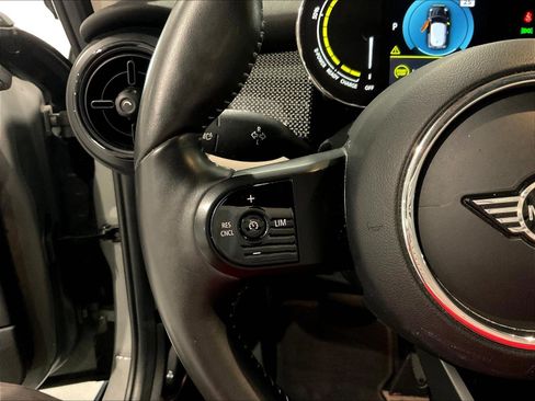Used 2023 MINI Cooper SE FWD image 9
