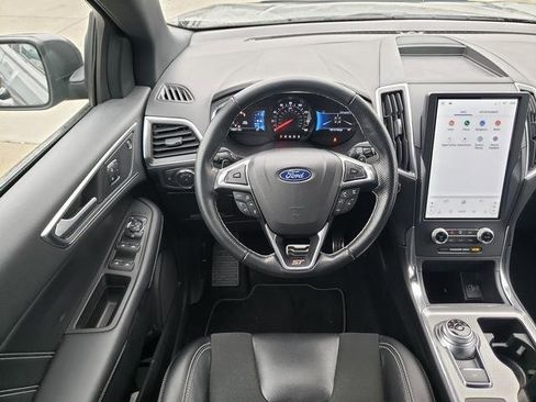 Used 2021 Ford Edge ST image 14