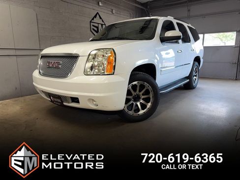 Used 2012 GMC Yukon Denali AWD/4WD image 1