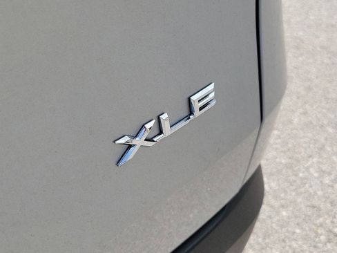 New 2026 Toyota Grand Highlander XLE FWD image 7