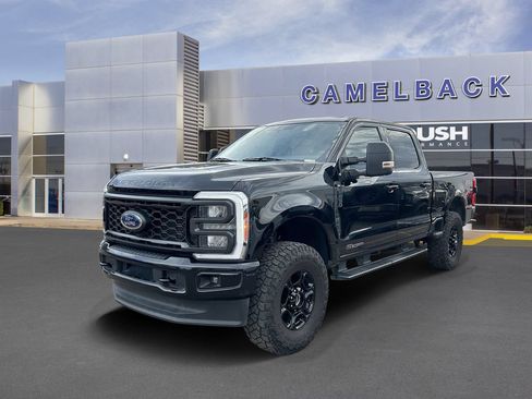 Used 2023 Ford F250 XLT w/ XLT Premium Package AWD/4WD image 2