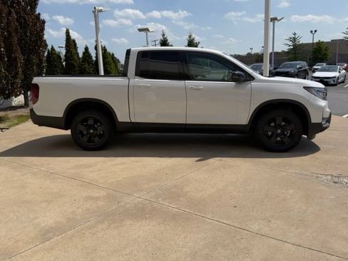 New 2026 Honda Ridgeline Black Edition image 6