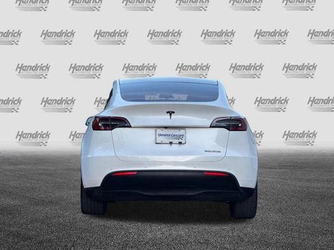 Used 2020 Tesla Model Y Long Range image 6