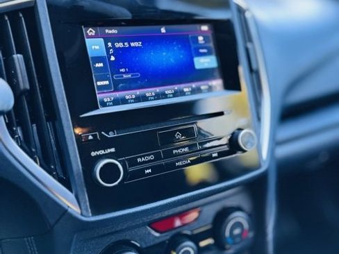 Used 2022 Subaru Impreza Premium image 13