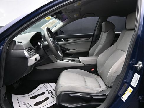 Used 2018 Honda Accord LX image 9