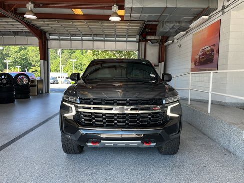 Used 2021 Chevrolet Tahoe Z71 AWD/4WD image 2