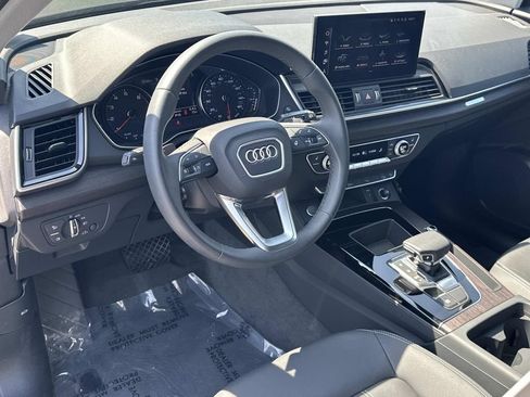 Used 2024 Audi Q5 2.0T Premium AWD/4WD image 2