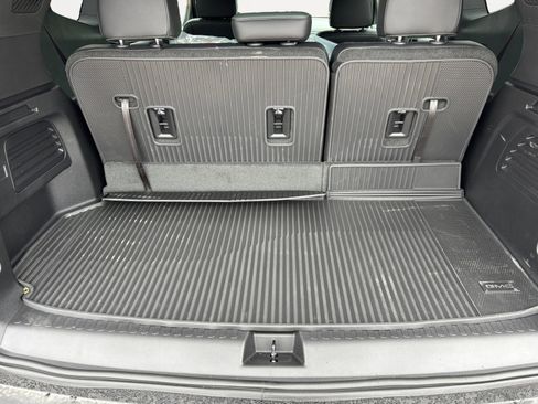 New 2026 GMC Acadia AT4 w/ LPO, Floor Liner Package image 12