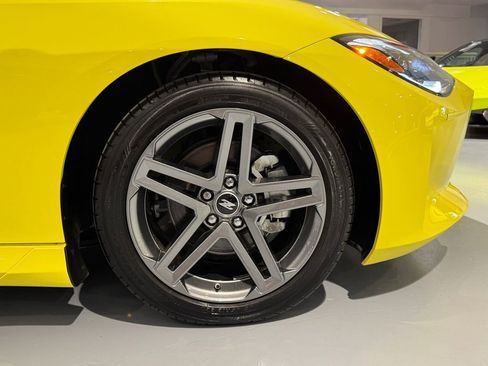 Used 2024 Nissan Z Sport w/ Floor Mat Package image 16