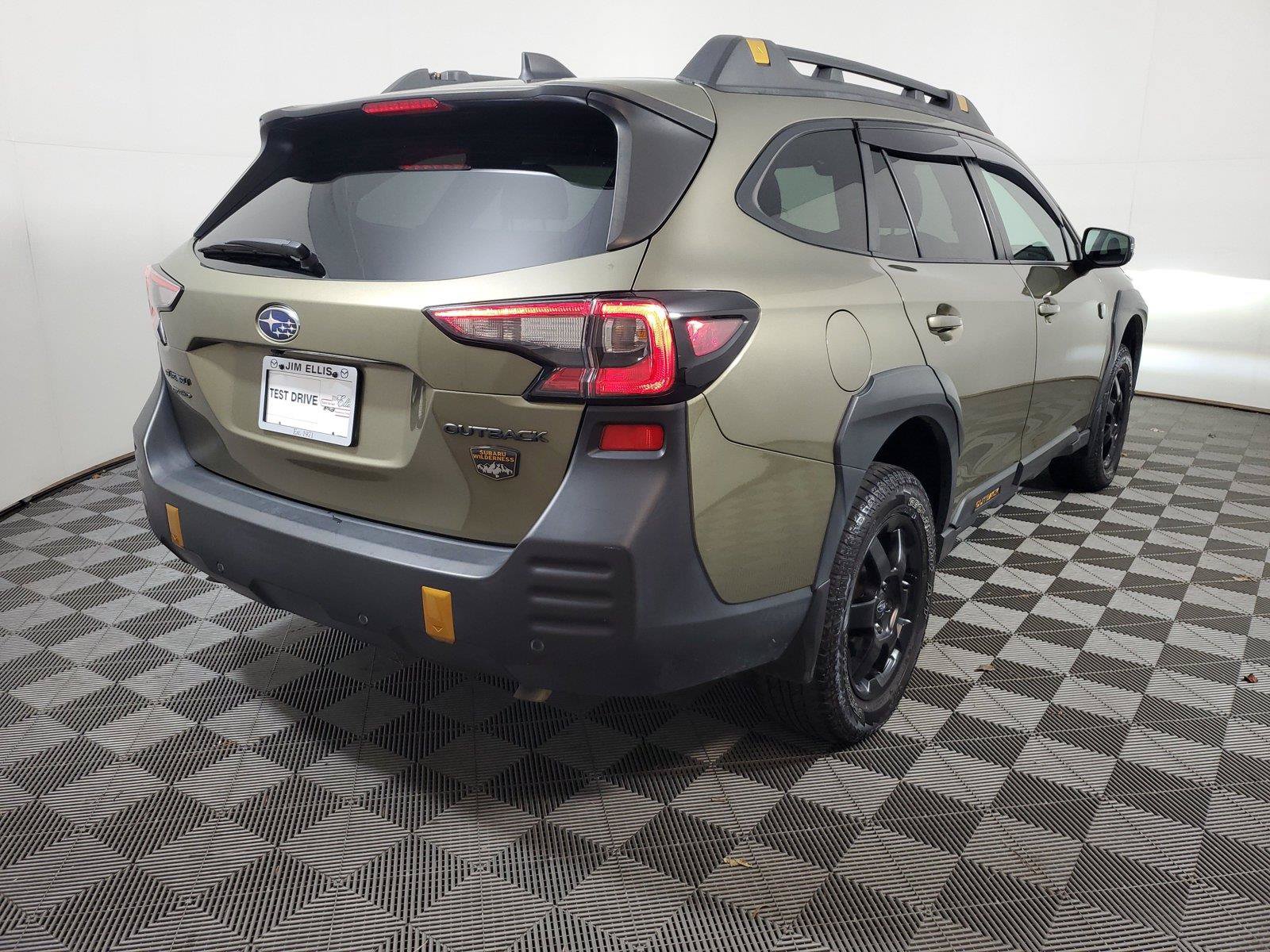 Used 2022 Subaru Outback Wilderness AWD/4WD image 4