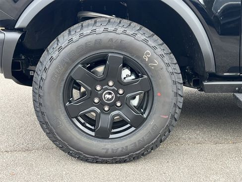 New 2025 Ford Bronco Big Bend w/ Black Diamond Package image 27