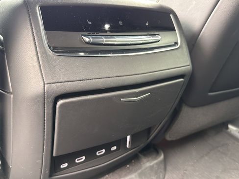 Certified 2023 Cadillac Escalade ESV Premium Luxury AWD/4WD image 19