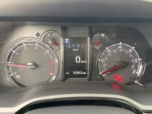 Used 2021 Toyota 4Runner SR5 Premium AWD/4WD image 23