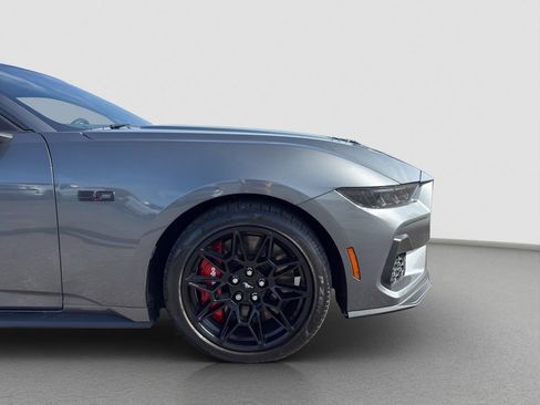 Used 2025 Ford Mustang GT Premium w/ GT Performance Package RWD image 18
