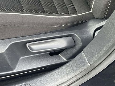 Used 2023 Volkswagen Jetta Sport image 16