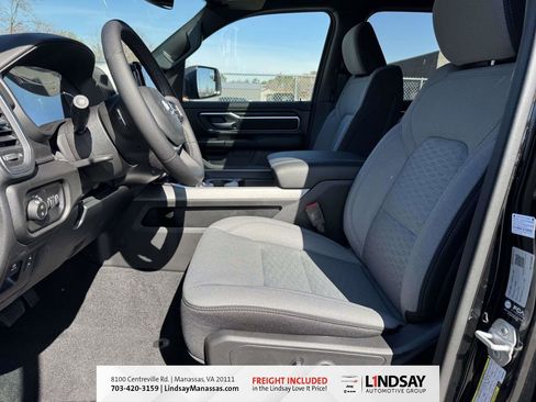 New 2026 RAM 1500 4x4 Crew Cab image 17