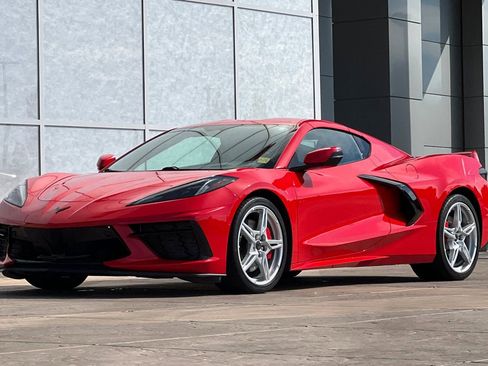 Used 2022 Chevrolet Corvette Stingray Preferred Cpe w/ Z51 Performance Package image 8