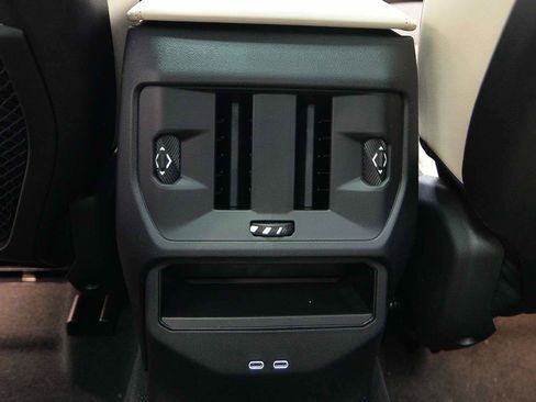 Used 2026 BMW X3 xDrive30 w/ Convenience Package image 10