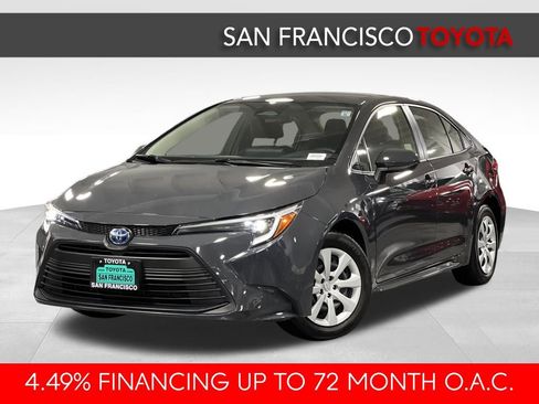 Certified 2025 Toyota Corolla LE image 1