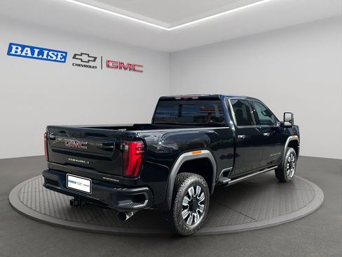 New 2026 GMC Sierra 2500 Denali w/ Max Trailering Package image 7
