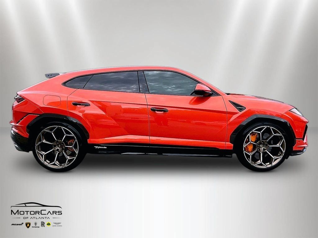 Used 2023 Lamborghini Urus Performante AWD/4WD image 6