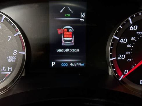 Used 2022 Toyota Highlander LE AWD/4WD image 20