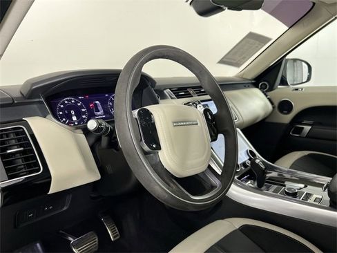 Used 2020 Land Rover Range Rover Sport HST image 35