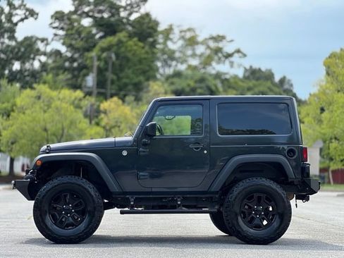 Used 2016 Jeep Wrangler Sport AWD/4WD image 8