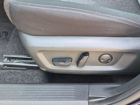 Certified 2024 Nissan Rogue SV FWD image 16