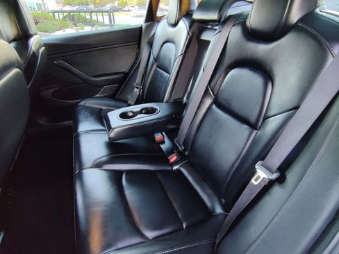 Used 2020 Tesla Model 3 Long Range image 23