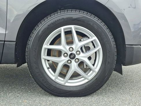 Certified 2023 Ford Edge SEL image 8