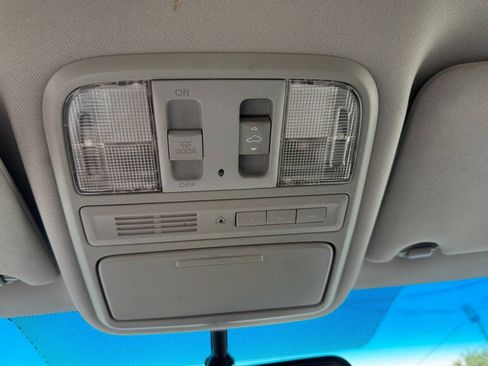 Used 2011 Honda Pilot EX-L image 23