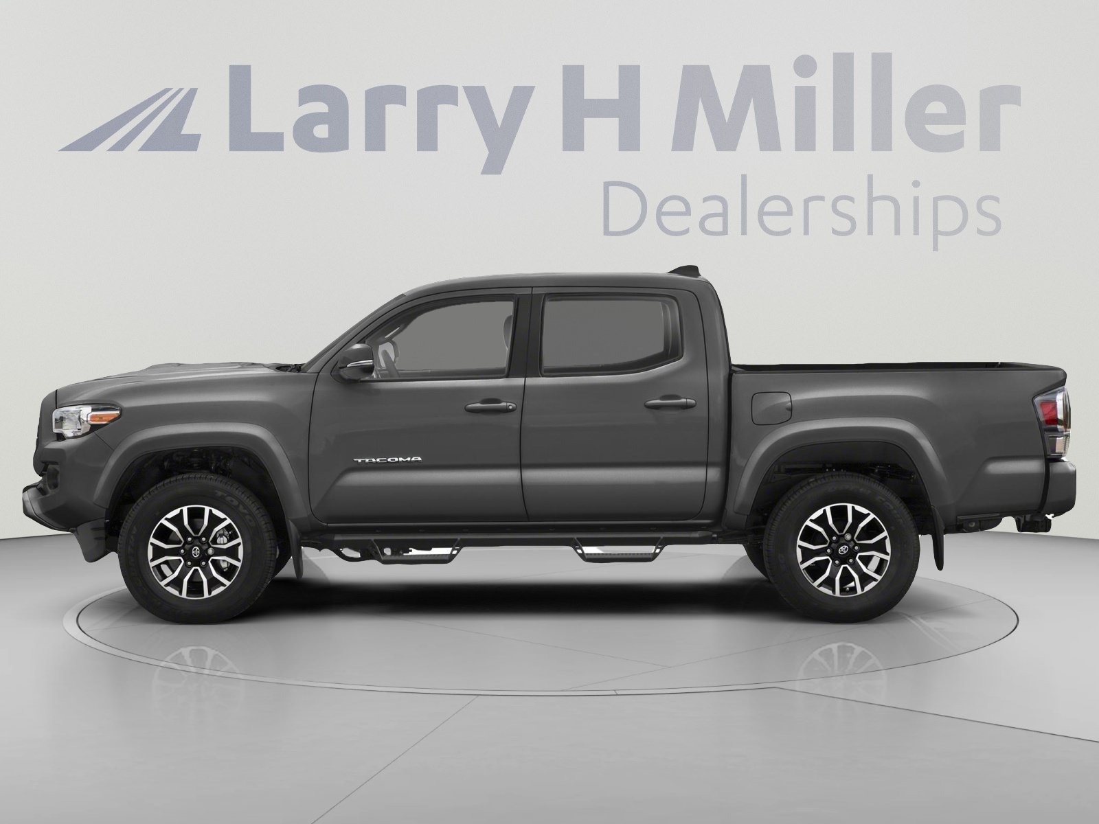 Used 2020 Toyota Tacoma TRD Sport w/ Technology Package AWD/4WD image 3