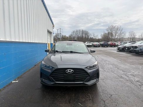 Used 2019 Hyundai Veloster 2.0 Premium image 2