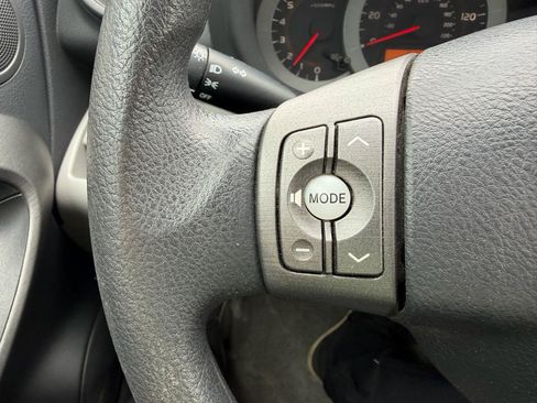 Used 2012 Toyota RAV4 4WD w/ Value Pkg image 24