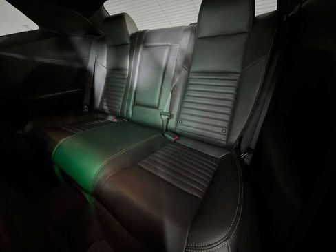 Used 2011 Dodge Challenger R/T image 29