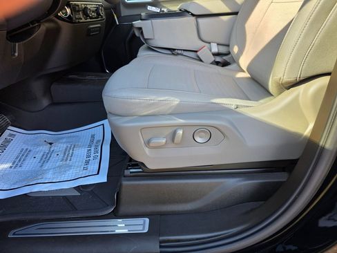 New 2026 Chevrolet Silverado 3500 LT w/ Convenience Package image 18