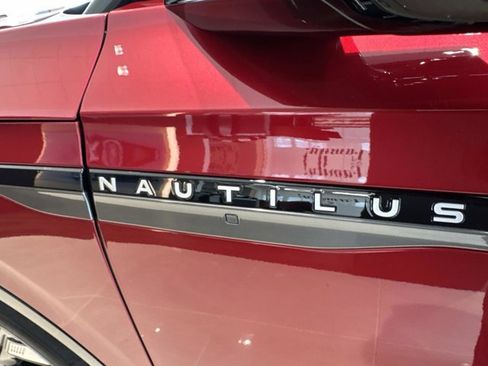 New 2026 Lincoln Nautilus Reserve image 7