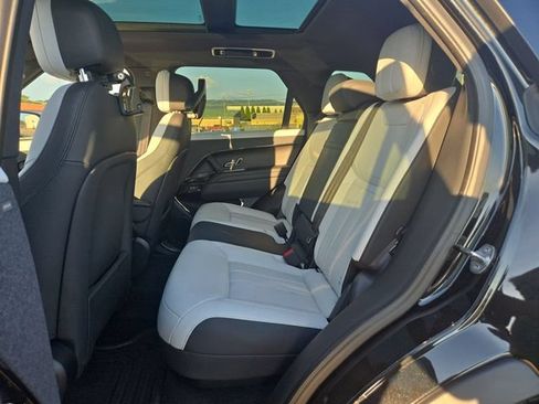 Used 2023 Land Rover Range Rover Sport SE Dynamic AWD/4WD image 23