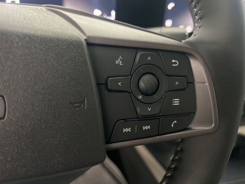 New 2026 Nissan Sentra SL w/ Floor Mat Package FWD image 46