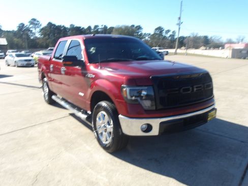Used 2014 Ford F150 XLT w/ Equipment Group 302A Luxury image 4