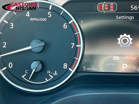 Used 2026 Nissan Rogue SV AWD/4WD image 15