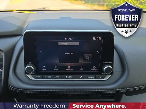 Used 2024 Nissan Rogue S AWD/4WD image 23