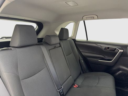 Used 2022 Toyota RAV4 LE FWD image 45