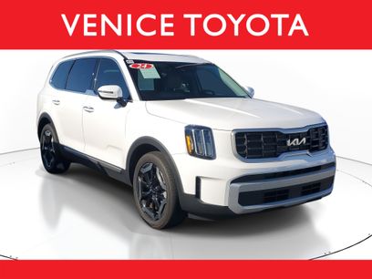 Used 2024 Kia Telluride S w/ S Sunroof Package