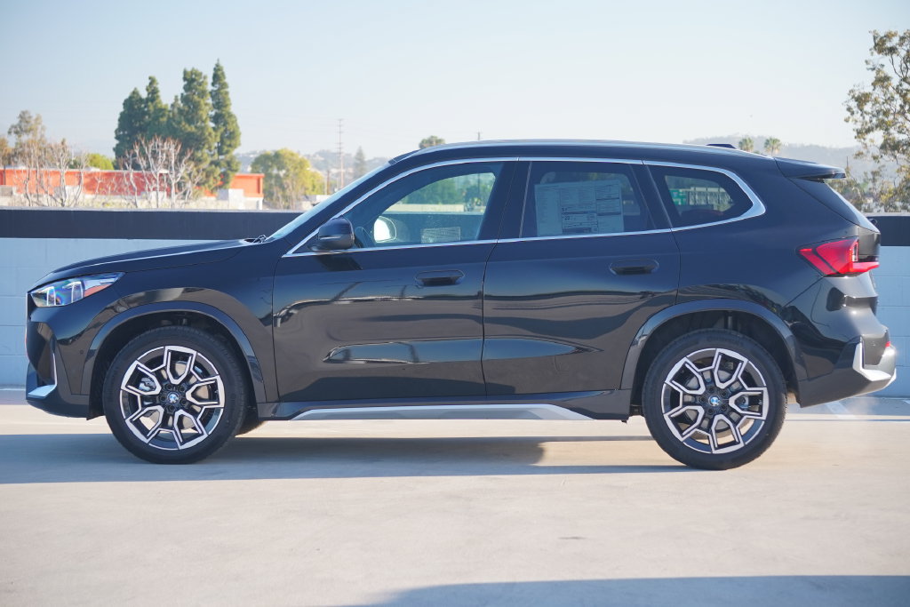 Used 2026 BMW X1 xDrive28i w/ Convenience Package AWD/4WD image 4