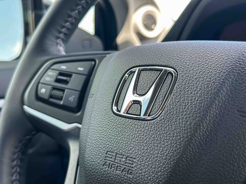 Used 2025 Honda Ridgeline Sport image 30