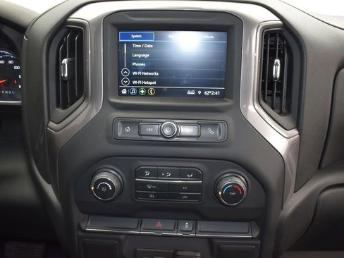 Used 2022 Chevrolet Silverado 2500 Custom w/ Safety Confidence Package image 29