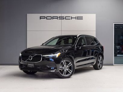 Used 2021 Volvo XC60 T5 Momentum w/ Premium Package