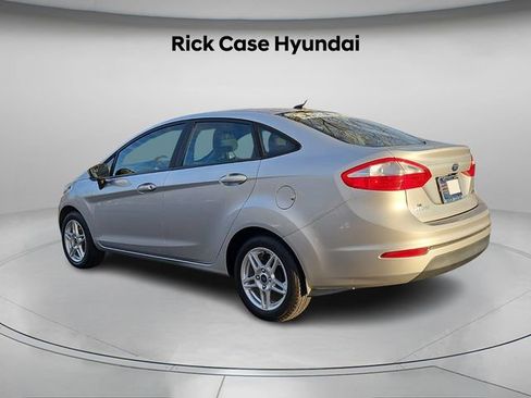 Used 2019 Ford Fiesta SE image 8